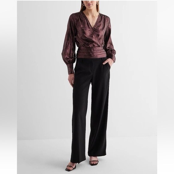 Express Women's Metallic V-Neck Balloon Sleeve Faux Wrap Top Size XS - NWT $68 - Picture 16 of 16